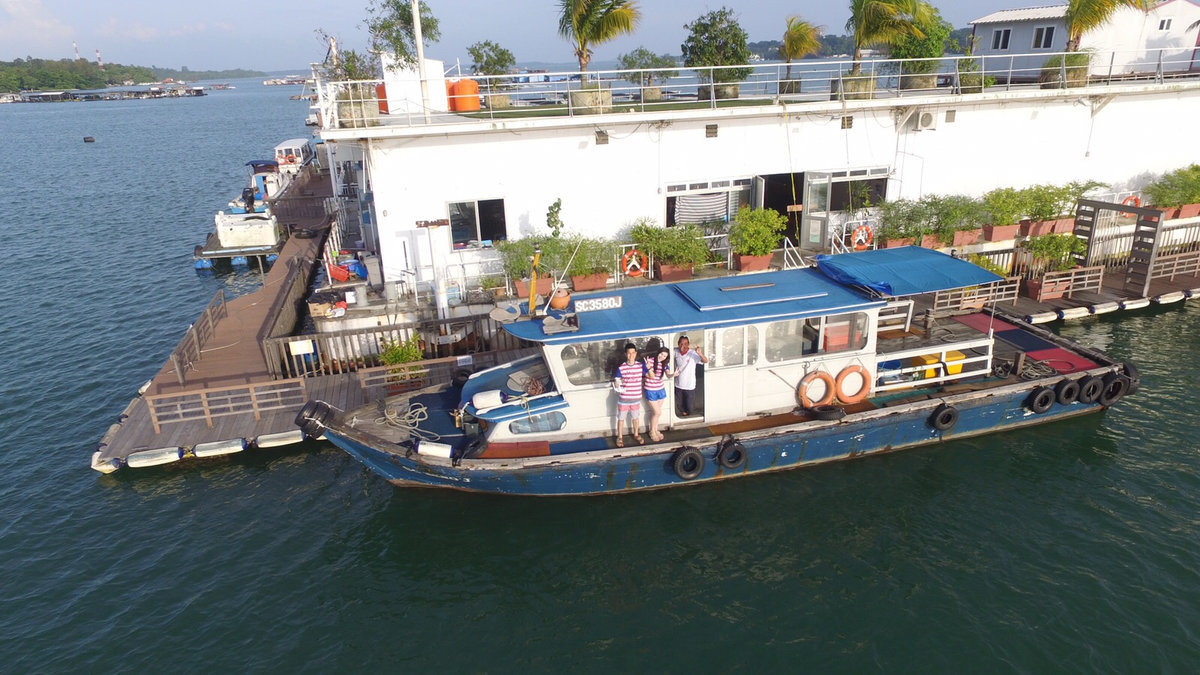 Smith Marine Floating Restaurant