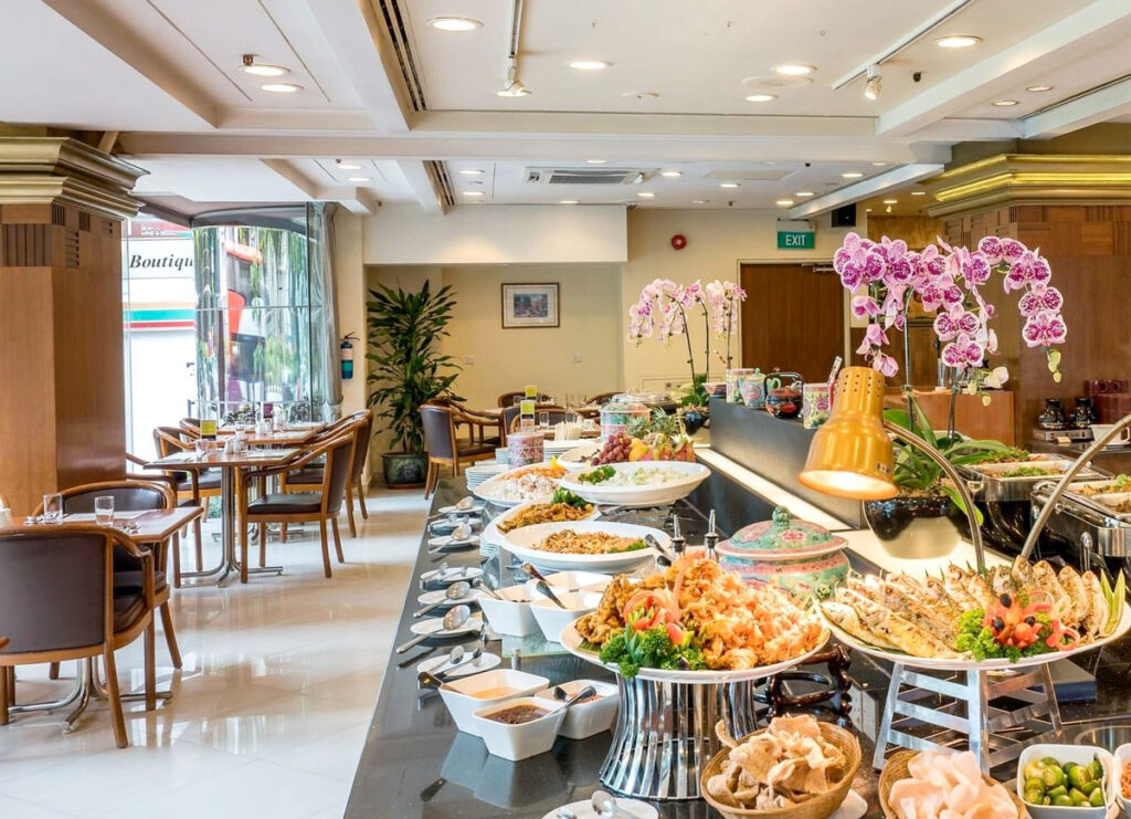 Sun’s Café at Hotel Grand Pacific