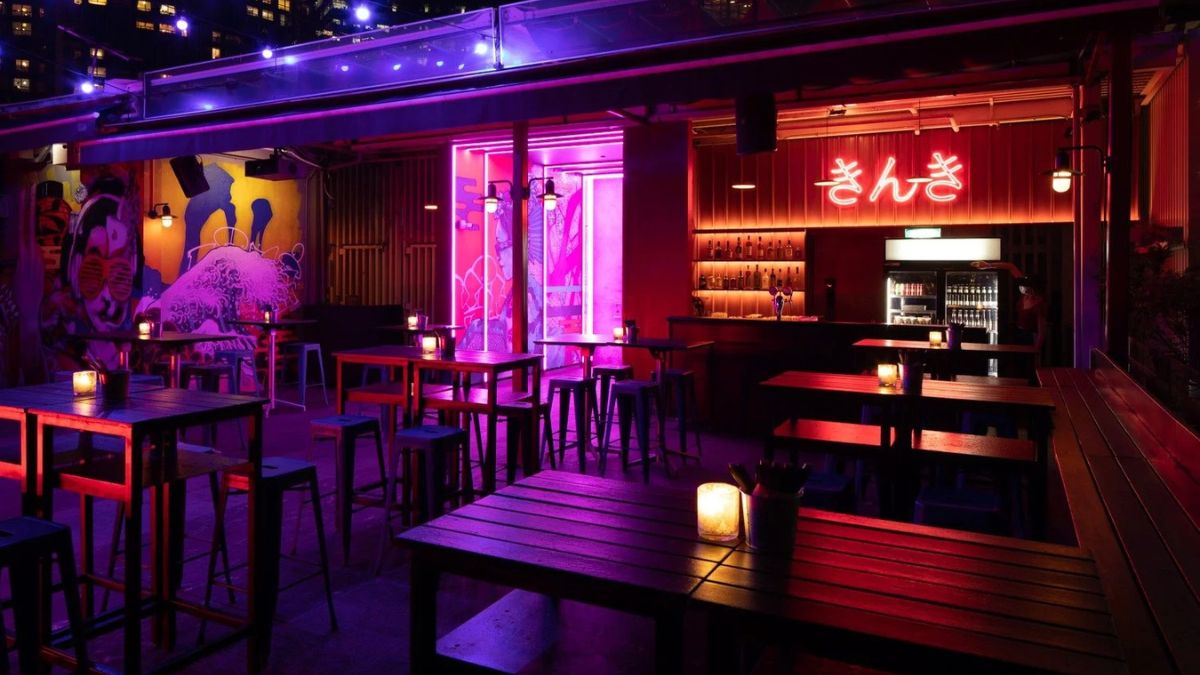 Kinki rooftop bar in Singapore Kinki is a favourite spot for couples searching for a cheap rooftop bar in Singapore