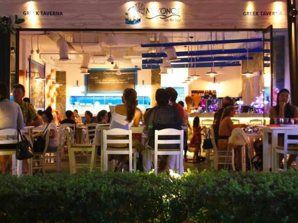 Sentosa New Year fireworks viewed from Mykonos on the Bay