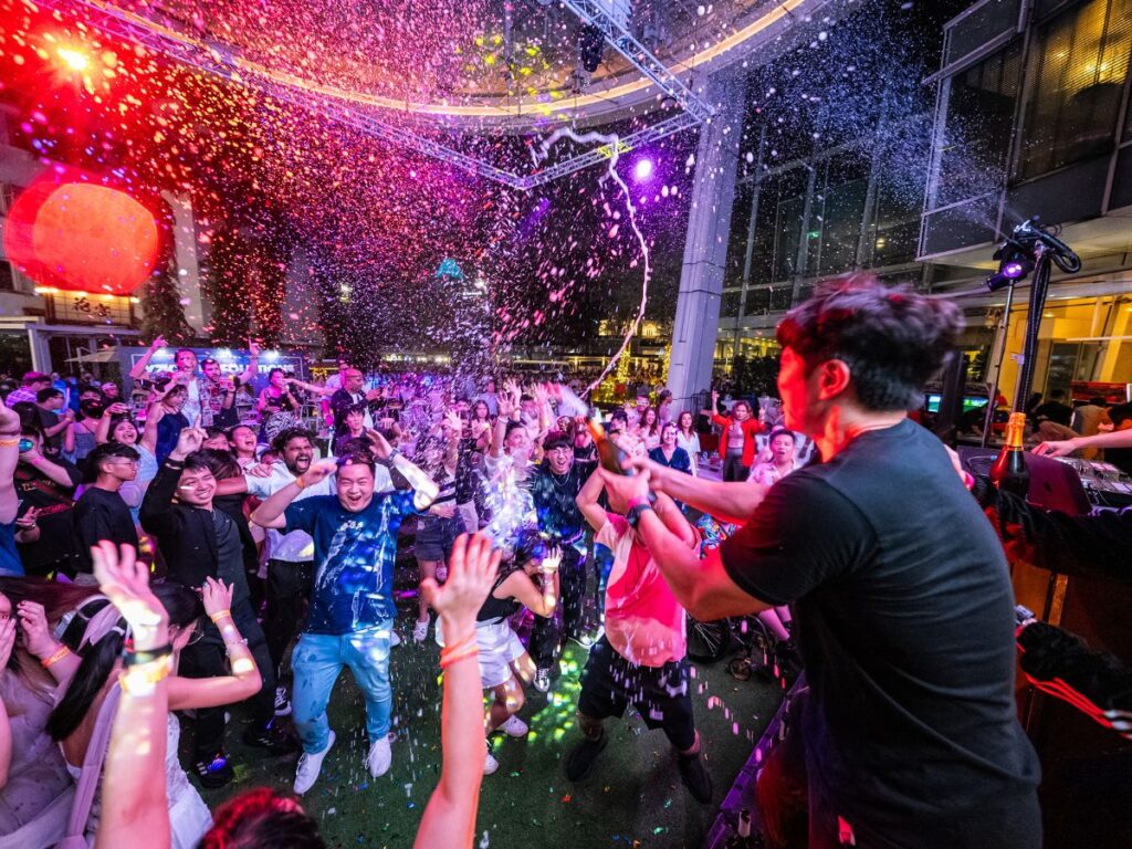 Capitol Singapore hosts New Year countdown parties for couples.
