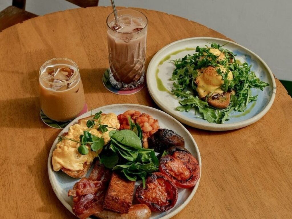 Common Man Coffee Roasters is a safe choice for coffee for a first date 
