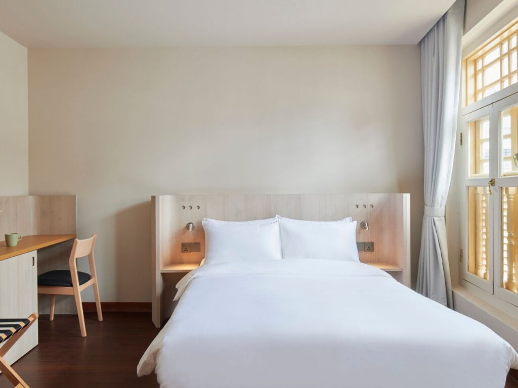 kinn studios affordable hotels in chinatown singapore
