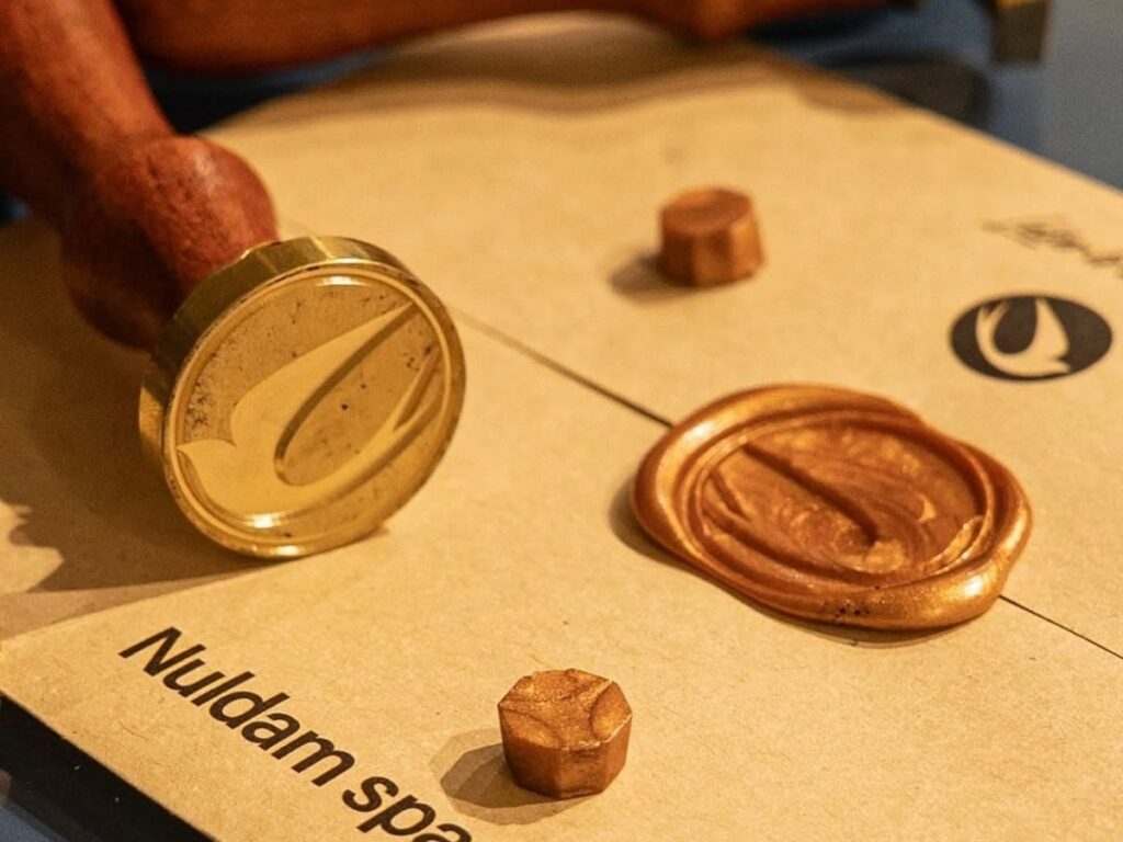 Nuldam Space is a meaningful cafe for coffee date ideas with handwritten letters 
