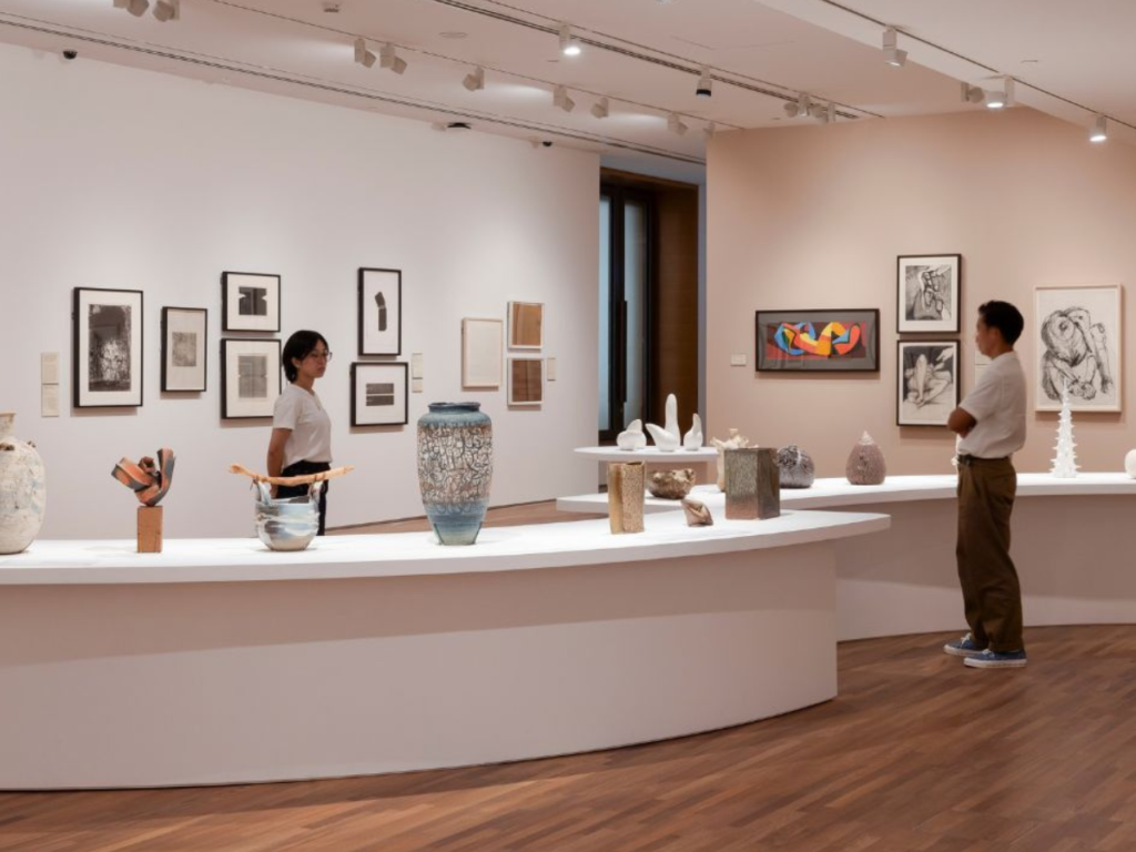 free dating places in singapore at National Gallery Singapore art date experience
