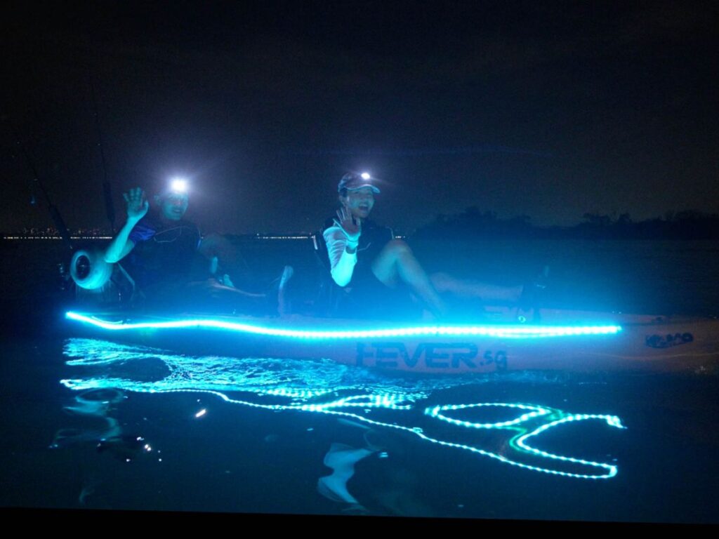 unique date ideas singapore glow kayak night adventure at Pasir Ris mangroves