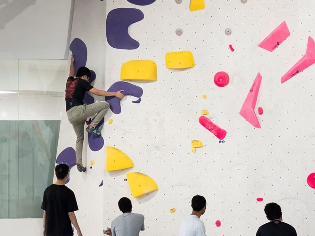 fun date ideas singapore at Boulder Plus Aperia indoor climbing date