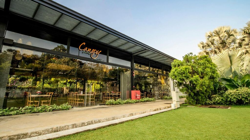 Canopy HortPark glasshouse garden restaurant for a budget date in Singapore