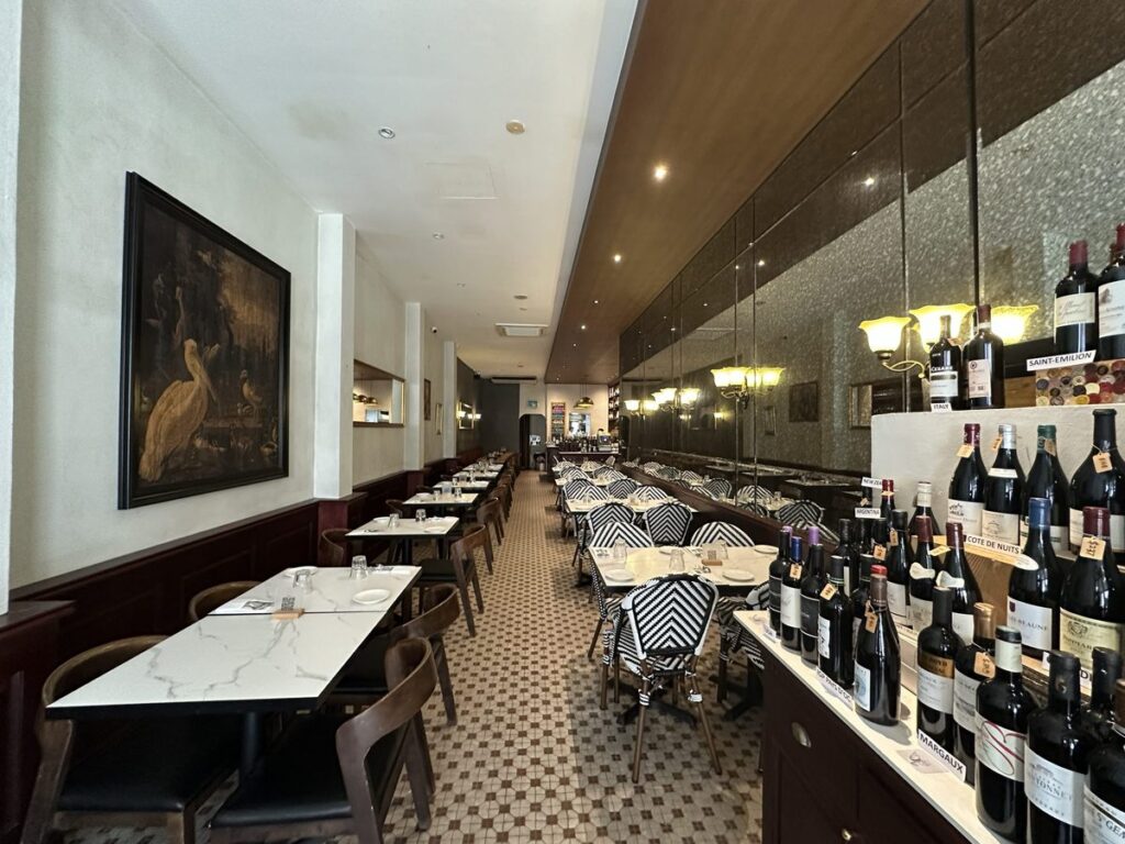 Saveur Purvis Street dining room, an affordable French restaurant for dates in Singapore